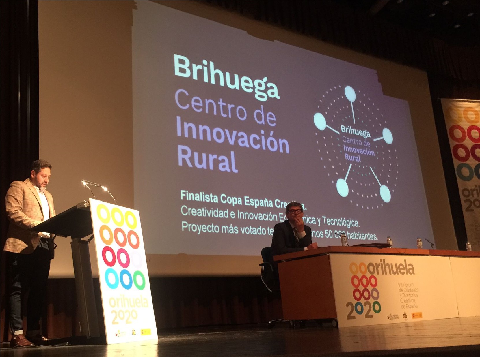 Centro de innovación rural: una solución para acercar los procesos de innovación y las dinámicas de transformación creativa a pequeños municipios.